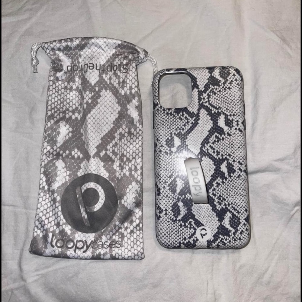 11 pro Max loopy case
